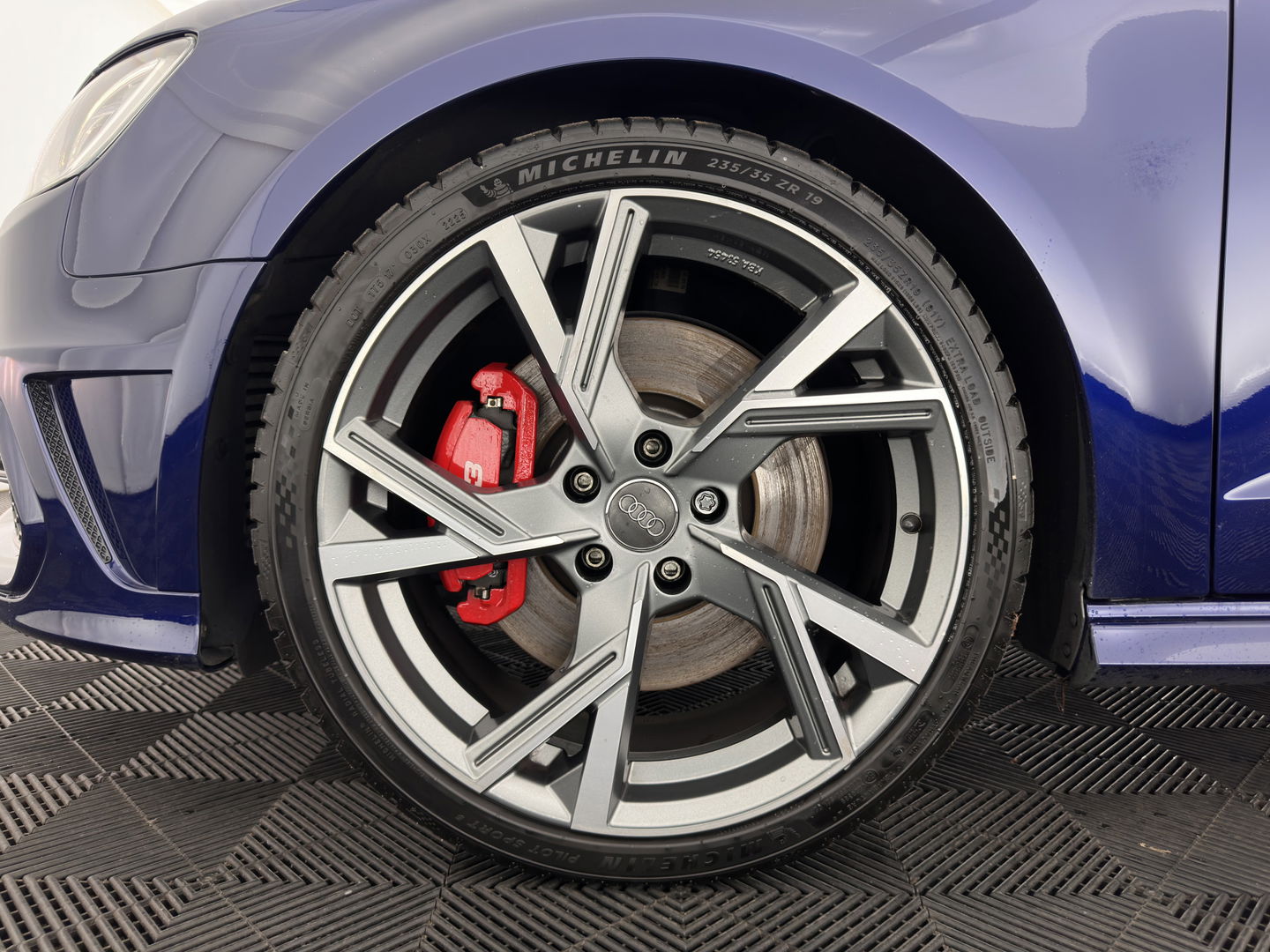 Audi S3 Sportback 2.0 TFSI S3 Quattro Pro Line Plus Aut. *LUXURY-LEATHER | BI-XENON | ADAPTIVE-CRUISE | BANG&OLUFSEN | NAVI-FULLMAP | HEATED-SPORTSEATS | SHIFT-PADDLES | PRIVACY-GLASS | ECC | PDC | 19''ALU*