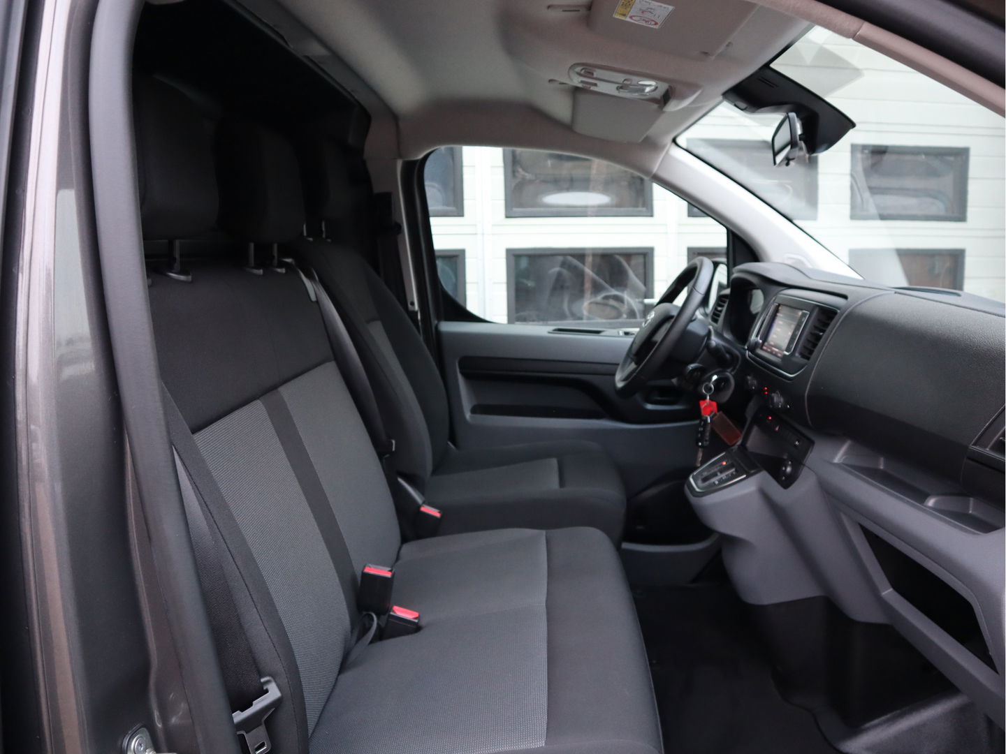 Toyota PROACE Electric Worker 50 kWh Snelladen SoH 94,9 % L3 Extra lang - NL Auto - Trekhaak