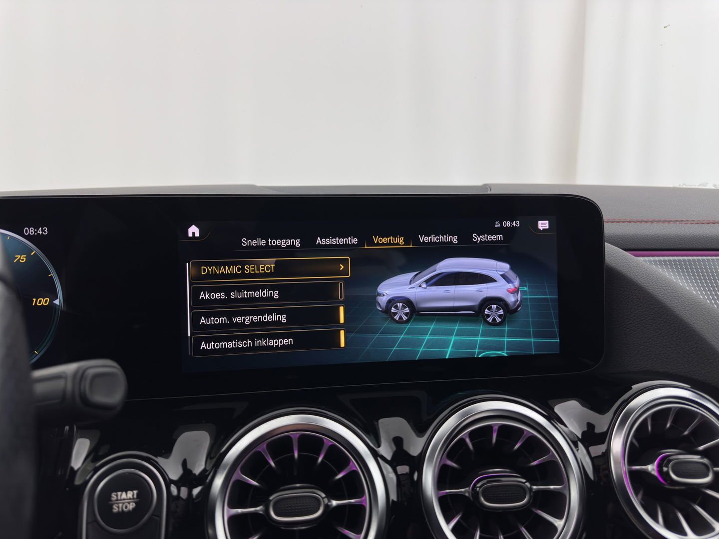 Mercedes-Benz EQA 250 Business Solution AMG 67 kWh [ 3-Fase ] { SOH-98% } (INCL-BTW) *AUT | PANO | NAVI-FULLMAP | LEATHER-MICORFIBRE | AMBIENT-LIGHT | KEYLESS | LANE-ASSIST | DYNAMIC-SELECT | PRIVACY-GLASS | DAB | CAMERA | DIGI-COCKPIT | HEATED-SPORTSEAT | CRUISE |