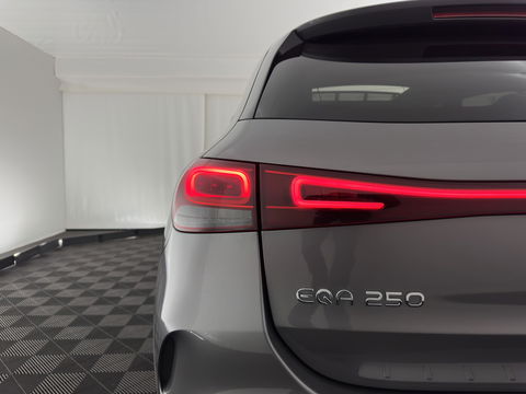 Mercedes-Benz EQA 250 Business Solution AMG 67 kWh [ 3-Fase ] { SOH-98% } (INCL-BTW) *AUT | PANO | NAVI-FULLMAP | LEATHER-MICORFIBRE | AMBIENT-LIGHT | KEYLESS | LANE-ASSIST | DYNAMIC-SELECT | PRIVACY-GLASS | DAB | CAMERA | DIGI-COCKPIT | HEATED-SPORTSEAT | CRUISE |