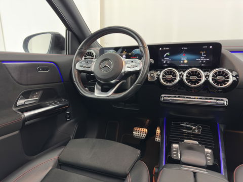 Mercedes-Benz EQA 250 Business Solution AMG 67 kWh [ 3-Fase ] { SOH-98% } (INCL-BTW) *AUT | PANO | NAVI-FULLMAP | LEATHER-MICORFIBRE | AMBIENT-LIGHT | KEYLESS | LANE-ASSIST | DYNAMIC-SELECT | PRIVACY-GLASS | DAB | CAMERA | DIGI-COCKPIT | HEATED-SPORTSEAT | CRUISE |