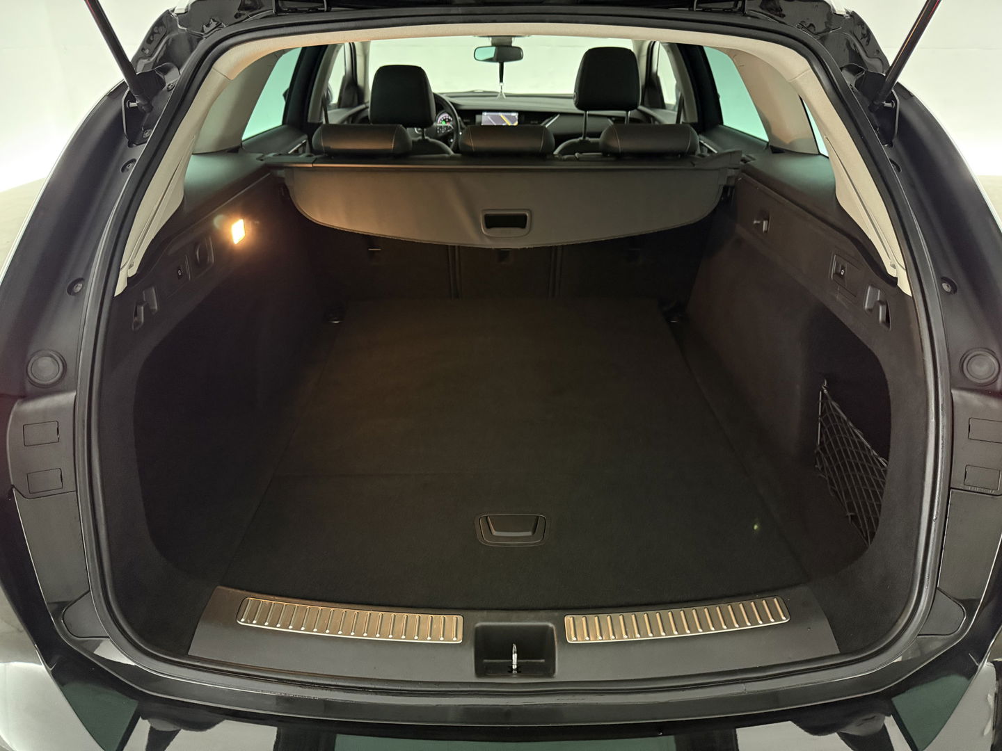 Opel Insignia 1.5 Turbo Business Executive | Carplay | Trekh. | Cruise | Navi | Parkeersens. | Keyless | NAP