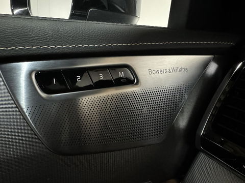 Volvo XC90 2.0 T8 Recharge AWD R-Design Pano B&W Luchtvering Trekh. 360°