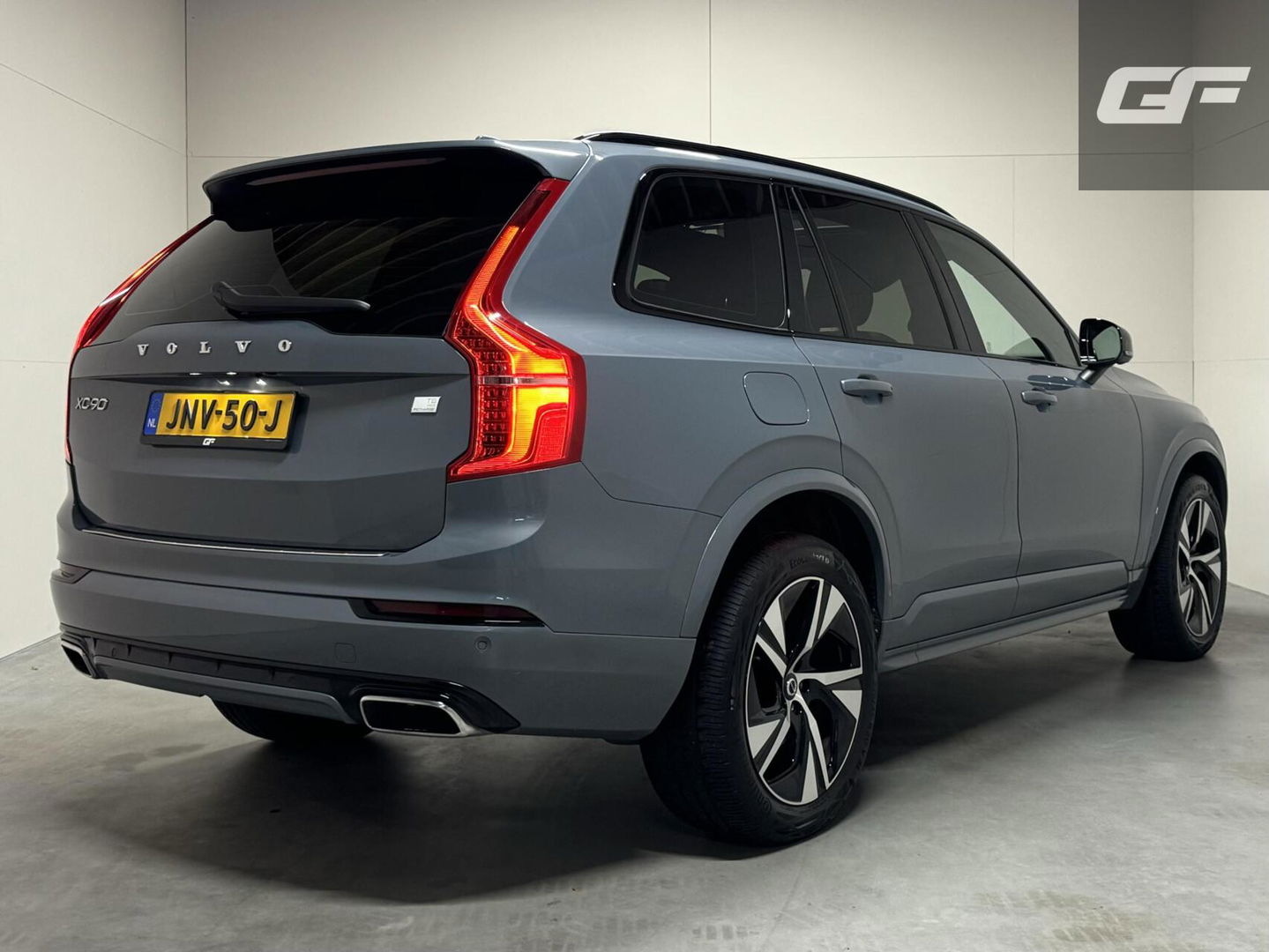 Volvo XC90 2.0 T8 Recharge AWD R-Design Pano B&W Luchtvering Trekh. 360°