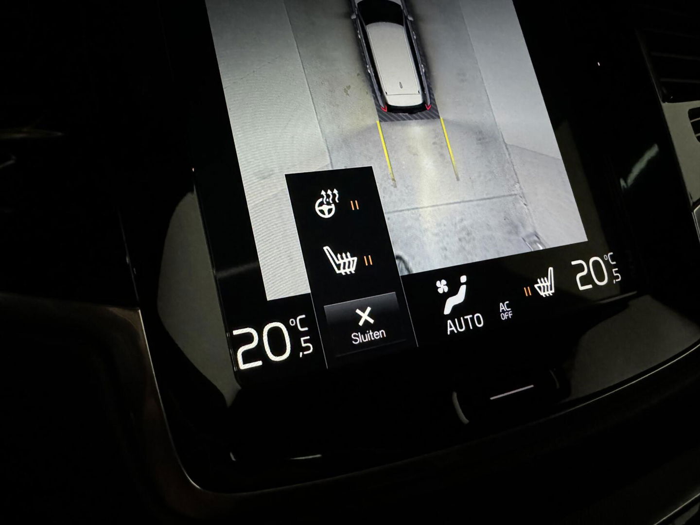 Volvo XC90 2.0 T8 Recharge AWD R-Design Pano B&W Luchtvering Trekh. 360°