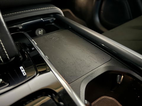 Volvo XC90 2.0 T8 Recharge AWD R-Design Pano B&W Luchtvering Trekh. 360°