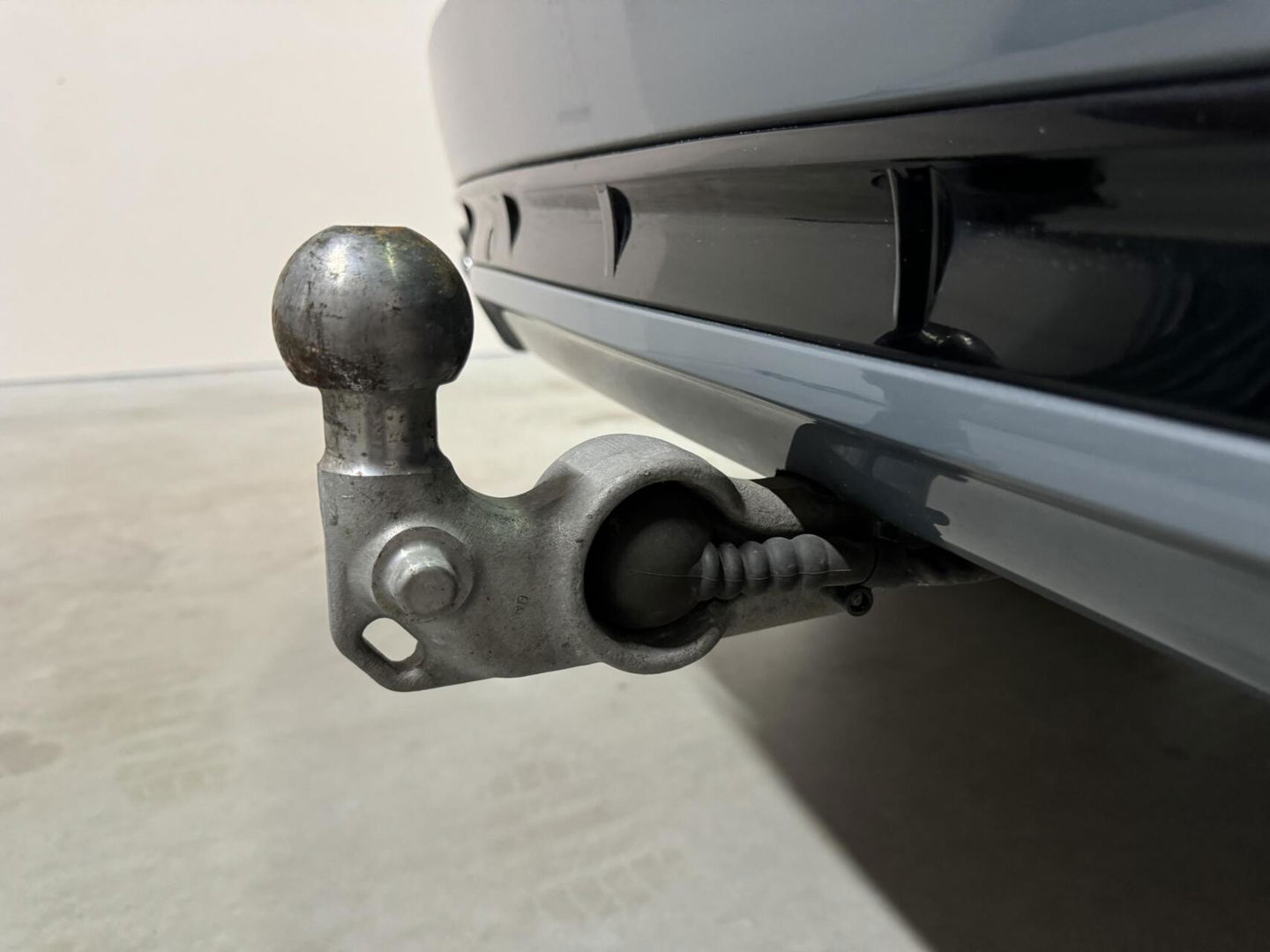 Volvo XC90 2.0 T8 Recharge AWD R-Design Pano B&W Luchtvering Trekh. 360°