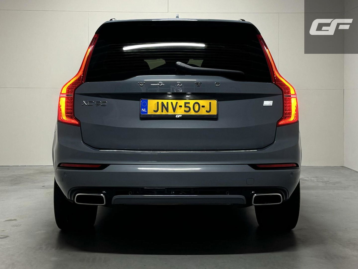 Volvo XC90 2.0 T8 Recharge AWD R-Design Pano B&W Luchtvering Trekh. 360°