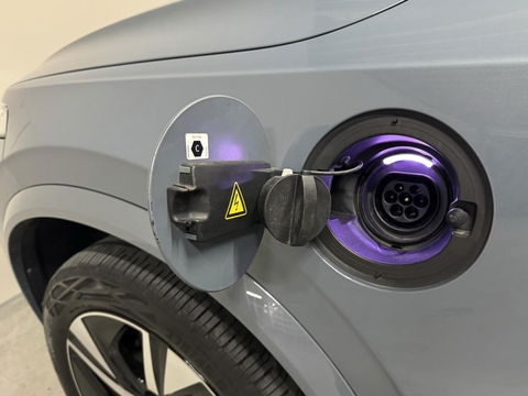 Volvo XC90 2.0 T8 Recharge AWD R-Design Pano B&W Luchtvering Trekh. 360°