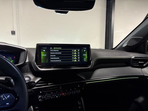 Peugeot 208 1.2 PureTech 100 GT KEYLESS PANO BOMVOL'