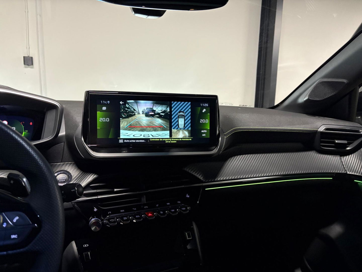 Peugeot 208 1.2 PureTech 100 GT KEYLESS PANO BOMVOL'