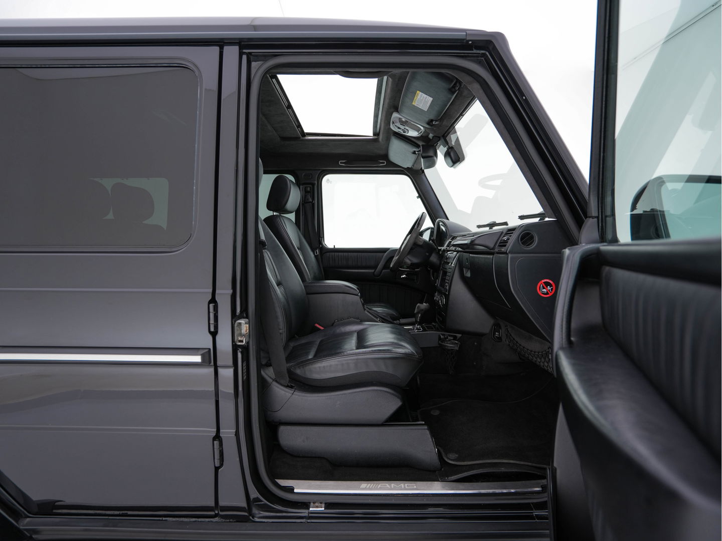 Mercedes-Benz G-Klasse AMG 55 Kompressor Lang AMG Aut. *PANO | LUXURY-DESIGNO-LEATHER | XENON | HARMAN/KARDON | MEMORY-PACK | CAMERA | NAVI-FULLMAP | HEATED-COMFORTSEATS | PIRVACY-GLASS | 20''ALU | TOWBAR*