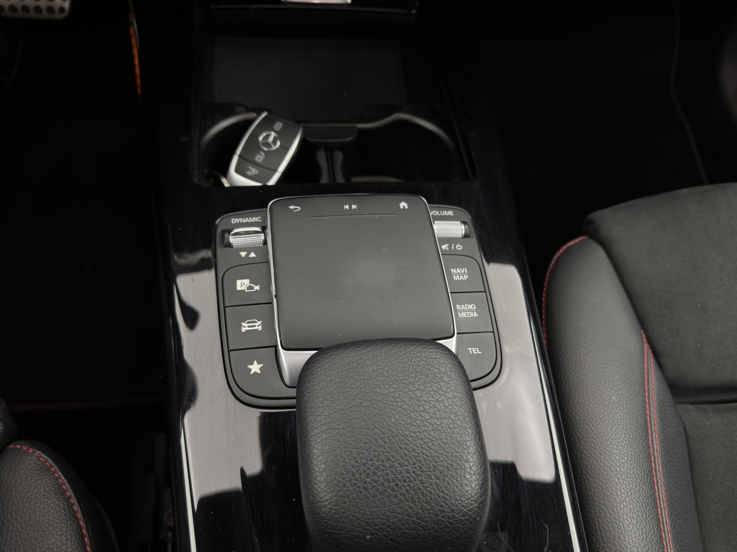 Mercedes-Benz CLA-Klasse Shooting Brake 250 e Business Solution AMG Limited (INCL.BTW) *PANO | LEATHER-MICROFIBRE | MULTIBEAM-LED | AMBIENT-LIGT | BLIND-SPOT | HEATED-SPORTSEATS | WIDE-SCREEN-DIGICOCKPIT | DAB+ | NAVI-FULLMAP | CAMERA | PRIVACY-GLASS |  18''ALU*