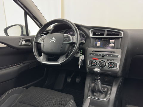 Citroën C4 1.6 BlueHDi Feel *PANO | SPORT-SEATS | PDC | PRIVACY-GLASS | ECC | CRUISE | TOWBAR*