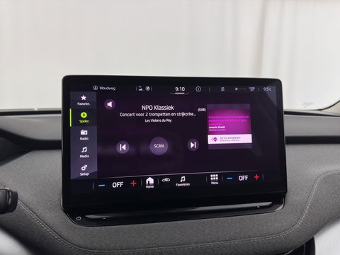 Škoda Enyaq iV 80 {SOH-90%} [ 3-Fase ] (INCL-BTW) *LEATHER-FABRIC | FULL-LED | DIGI-COCKPIT | CAMERA | KEYLESS | NAVI-FULLMAP | AMBIENT-LIGHT | ECC | HEATED-COMFORTSEATS | DAB+ | PDC | CRUISE | CARPLAY | TOWBAR | 19"ALU*