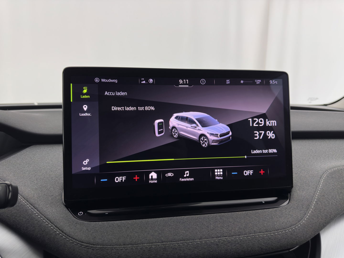 Škoda Enyaq iV 80 {SOH-90%} [ 3-Fase ] (INCL-BTW) *LEATHER-FABRIC | FULL-LED | DIGI-COCKPIT | CAMERA | KEYLESS | NAVI-FULLMAP | AMBIENT-LIGHT | ECC | HEATED-COMFORTSEATS | DAB+ | PDC | CRUISE | CARPLAY | TOWBAR | 19"ALU*