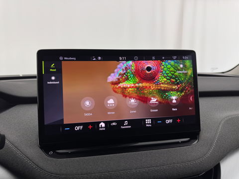 Škoda Enyaq iV 80 {SOH-90%} [ 3-Fase ] (INCL-BTW) *LEATHER-FABRIC | FULL-LED | DIGI-COCKPIT | CAMERA | KEYLESS | NAVI-FULLMAP | AMBIENT-LIGHT | ECC | HEATED-COMFORTSEATS | DAB+ | PDC | CRUISE | CARPLAY | TOWBAR | 19"ALU*