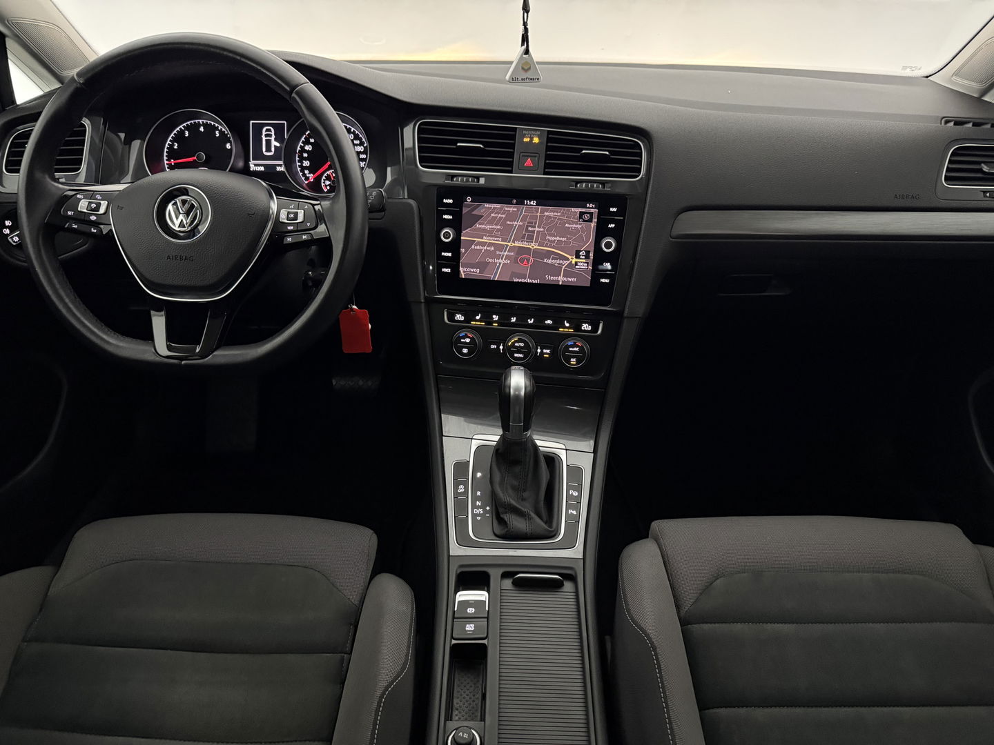 Volkswagen Golf Variant TSI | Camera | Adap. Cruise | Massage | Carplay | Trekh. | Stoelverw.