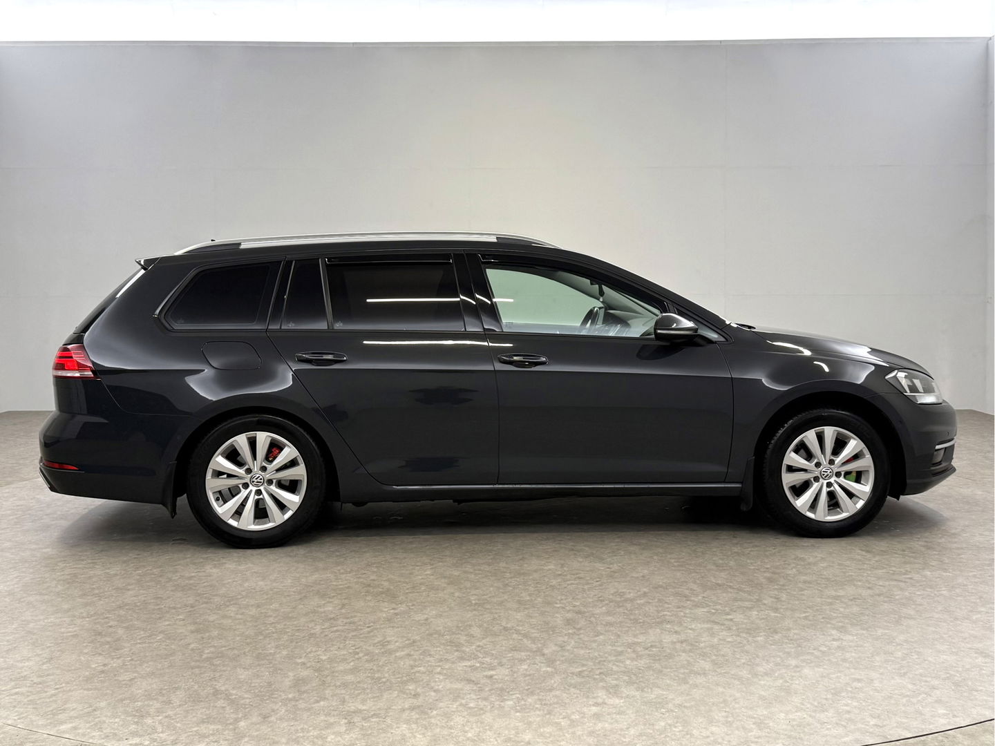 Volkswagen Golf Variant TSI | Camera | Adap. Cruise | Massage | Carplay | Trekh. | Stoelverw.