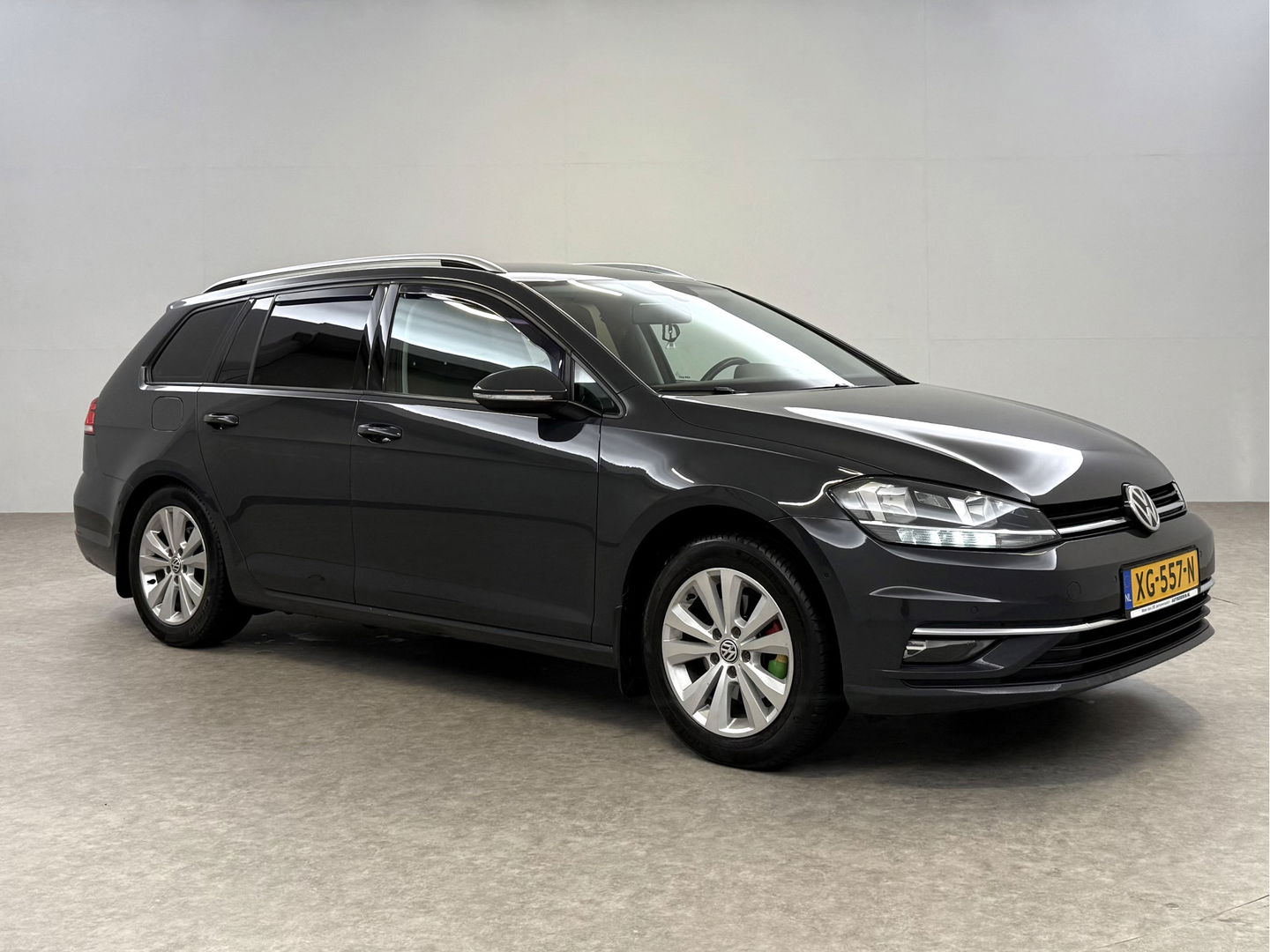 Volkswagen Golf Variant TSI | Camera | Adap. Cruise | Massage | Carplay | Trekh. | Stoelverw.