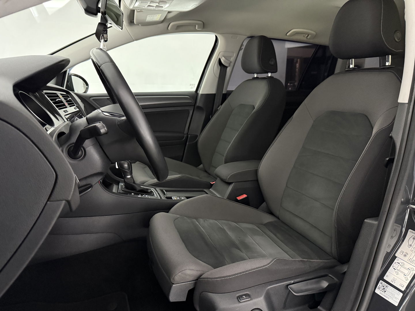 Volkswagen Golf Variant TSI | Camera | Adap. Cruise | Massage | Carplay | Trekh. | Stoelverw.