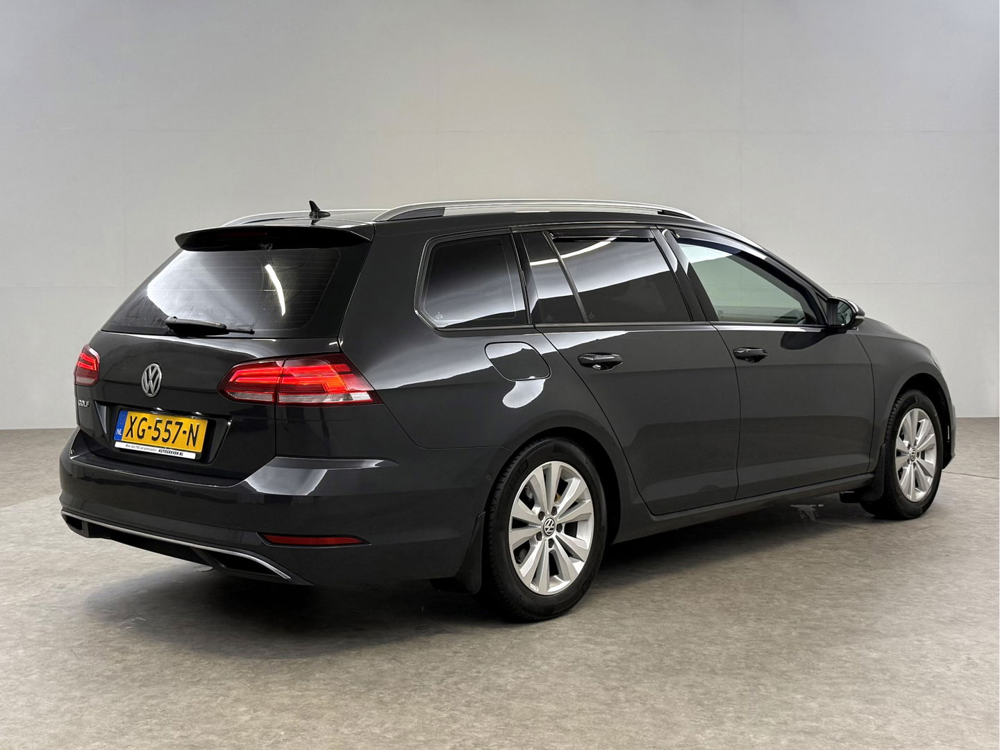 Volkswagen Golf Variant TSI | Camera | Adap. Cruise | Massage | Carplay | Trekh. | Stoelverw.