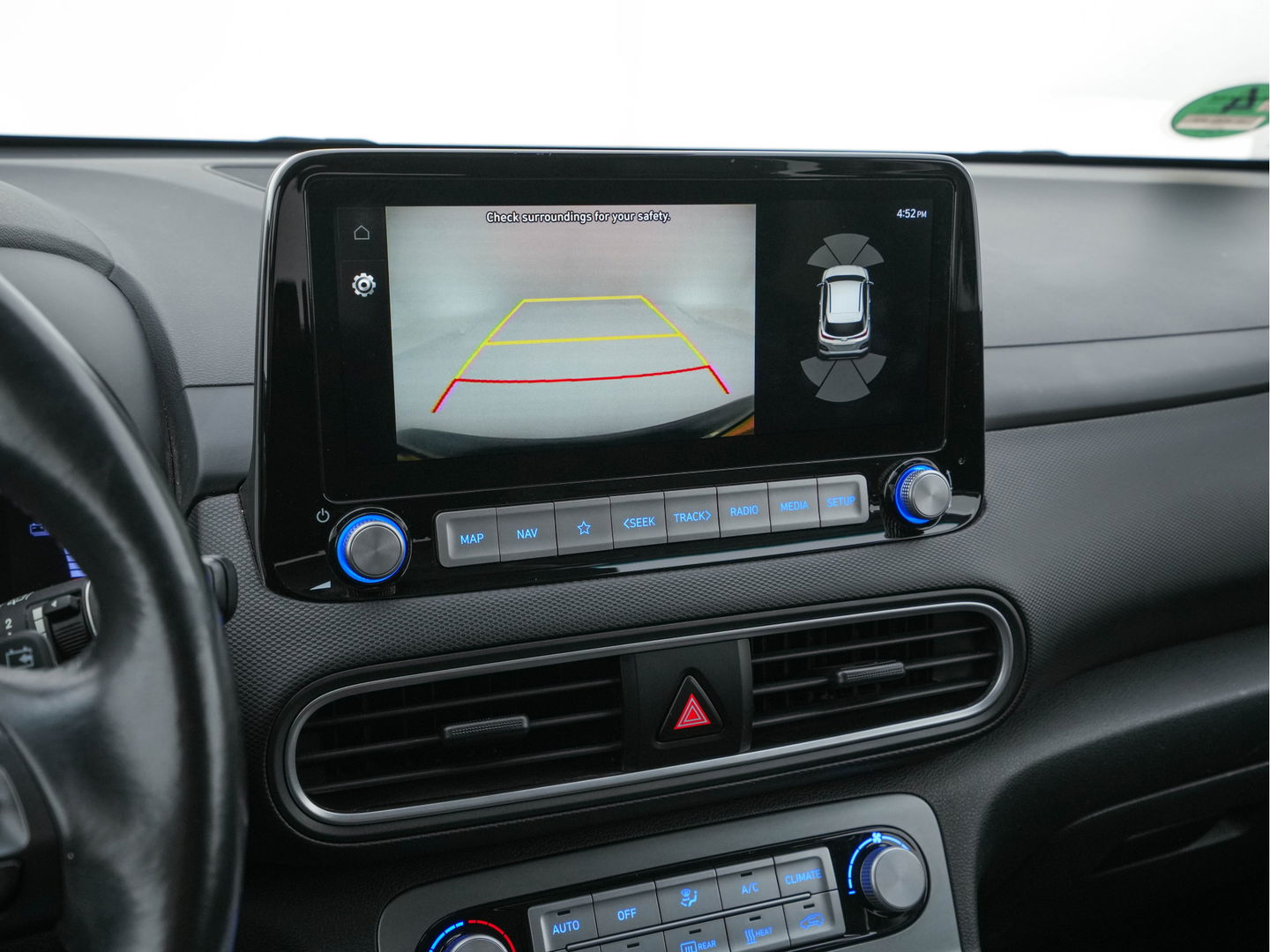 Hyundai KONA EV Premium 64 kWh ( Fase-3 ) { SOH-96%) (INCL-BTW) *AUT | HEAT-PUMP | NAVI-FULLMAP | KEYLESS | CAMERA | DAB | ECC | PDC | ADAPTIVE-CRUISE | CCS-FASTLOADER | LANE-ASSIST | HEATED-COMFORTSEATS | 17''ALU*