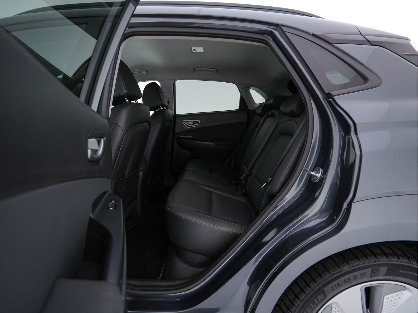 Hyundai KONA EV Premium 64 kWh ( Fase-3 ) { SOH-96%) (INCL-BTW) *AUT | HEAT-PUMP | NAVI-FULLMAP | KEYLESS | CAMERA | DAB | ECC | PDC | ADAPTIVE-CRUISE | CCS-FASTLOADER | LANE-ASSIST | HEATED-COMFORTSEATS | 17''ALU*