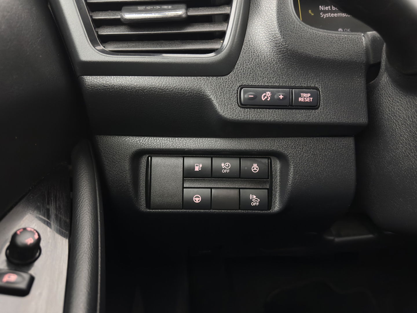 Nissan Leaf Tekna 40 kWh (SOH-83%) (INCL-BTW) *AUT | LUXURY-LEATHER | FULL-LED | BOSE-AUDIO | TOPVIEW | DAB | KEYLESS | NAVI-FULLMAP | DAB | HEATED-COMFORTSEATS | PRIVACY-GLASS | ADAPTIVE-CRUISE | 17''ALU*