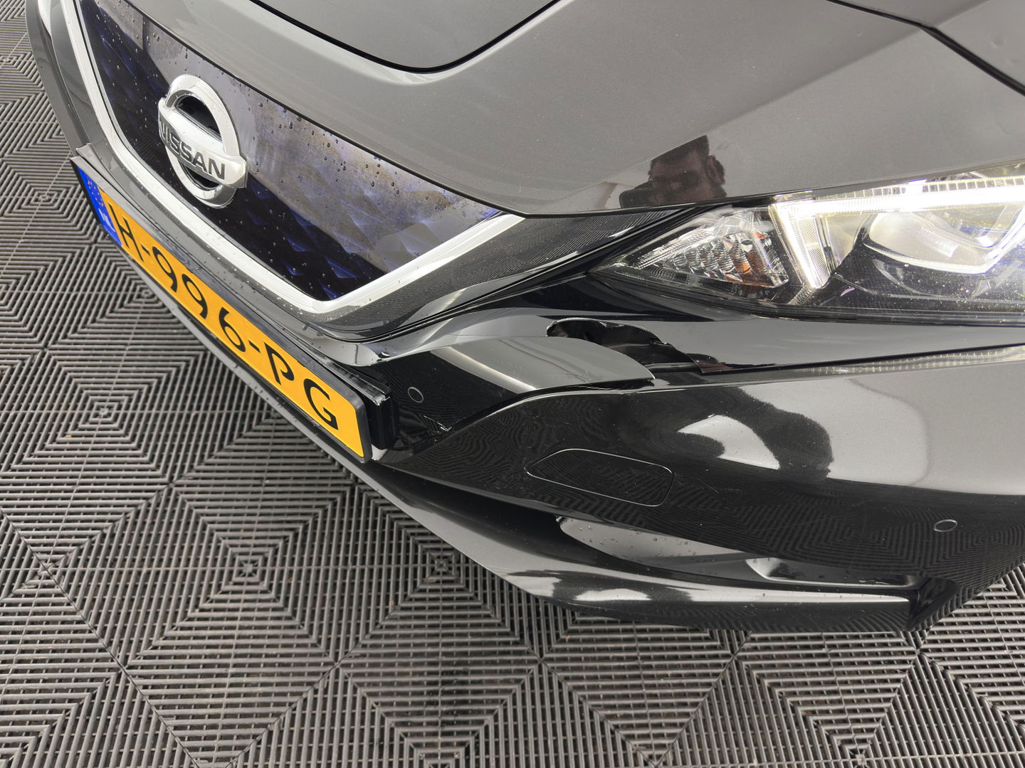 Nissan Leaf Tekna 40 kWh (SOH-83%) (INCL-BTW) *AUT | LUXURY-LEATHER | FULL-LED | BOSE-AUDIO | TOPVIEW | DAB | KEYLESS | NAVI-FULLMAP | DAB | HEATED-COMFORTSEATS | PRIVACY-GLASS | ADAPTIVE-CRUISE | 17''ALU*