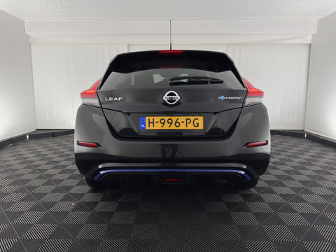 Nissan Leaf Tekna 40 kWh (SOH-83%) (INCL-BTW) *AUT | LUXURY-LEATHER | FULL-LED | BOSE-AUDIO | TOPVIEW | DAB | KEYLESS | NAVI-FULLMAP | DAB | HEATED-COMFORTSEATS | PRIVACY-GLASS | ADAPTIVE-CRUISE | 17''ALU*