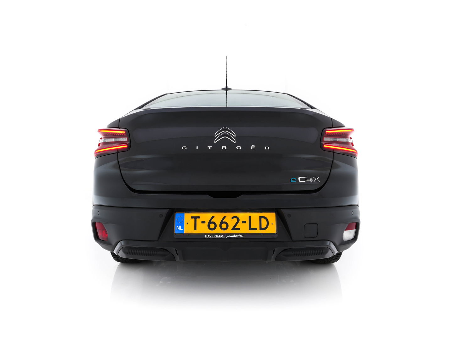 Citroën Ë-C4 X Feel 50 kWh (3-Fase ) (SOH-100%) (INCL-BTW) Aut.* HEAT-PUMP | CARPLAY | DIGI-COCKPIT | CRUISE | COMFORT-SEATS | DAB | LANE-ASSSIST | CCS-FASTLOADER | 18'' ALU*