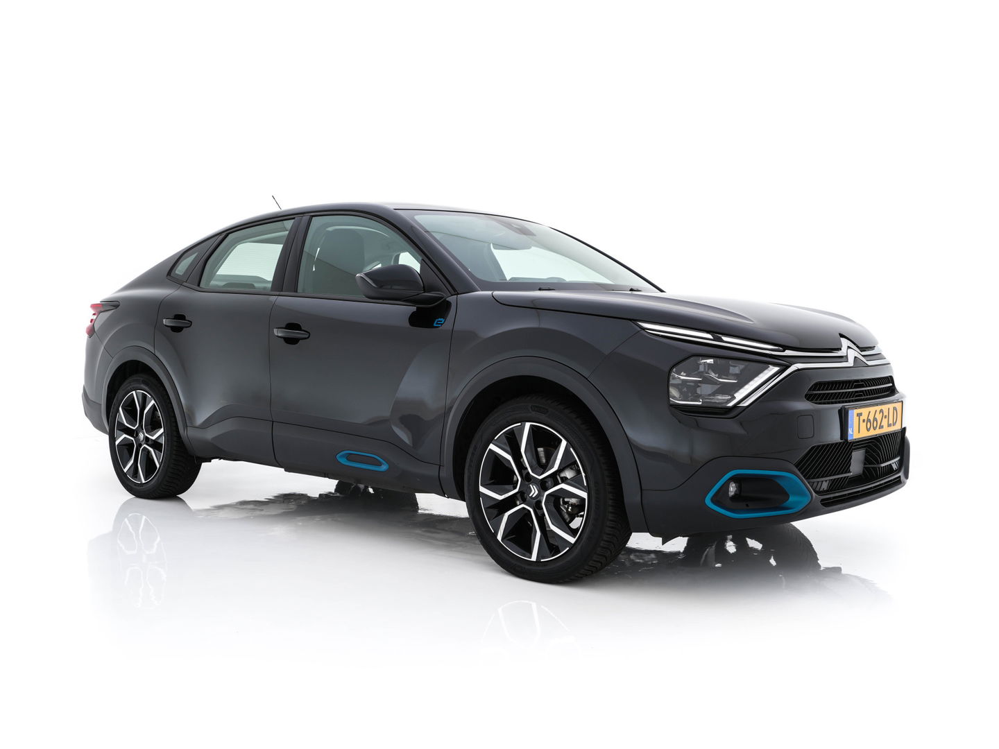 Citroën Ë-C4 X Feel 50 kWh (3-Fase ) (SOH-100%) (INCL-BTW) Aut.* HEAT-PUMP | CARPLAY | DIGI-COCKPIT | CRUISE | COMFORT-SEATS | DAB | LANE-ASSSIST | CCS-FASTLOADER | 18'' ALU*