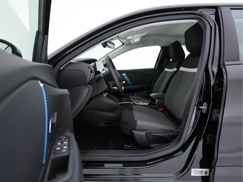 Citroën Ë-C4 X Feel 50 kWh (3-Fase ) (SOH-100%) (INCL-BTW) Aut.* HEAT-PUMP | CARPLAY | DIGI-COCKPIT | CRUISE | COMFORT-SEATS | DAB | LANE-ASSSIST | CCS-FASTLOADER | 18'' ALU*