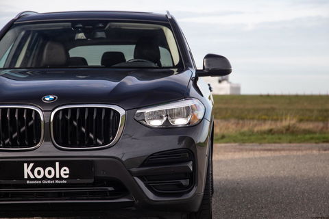 BMW X3 xDrive30e High Executive BRUIN LEER / PANORAMA DAK / AUTOMAAT / PLUG IN / CARPLAY / STOELVERWARMING