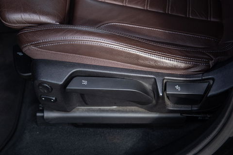 BMW X3 xDrive30e High Executive BRUIN LEER / PANORAMA DAK / AUTOMAAT / PLUG IN / CARPLAY / STOELVERWARMING