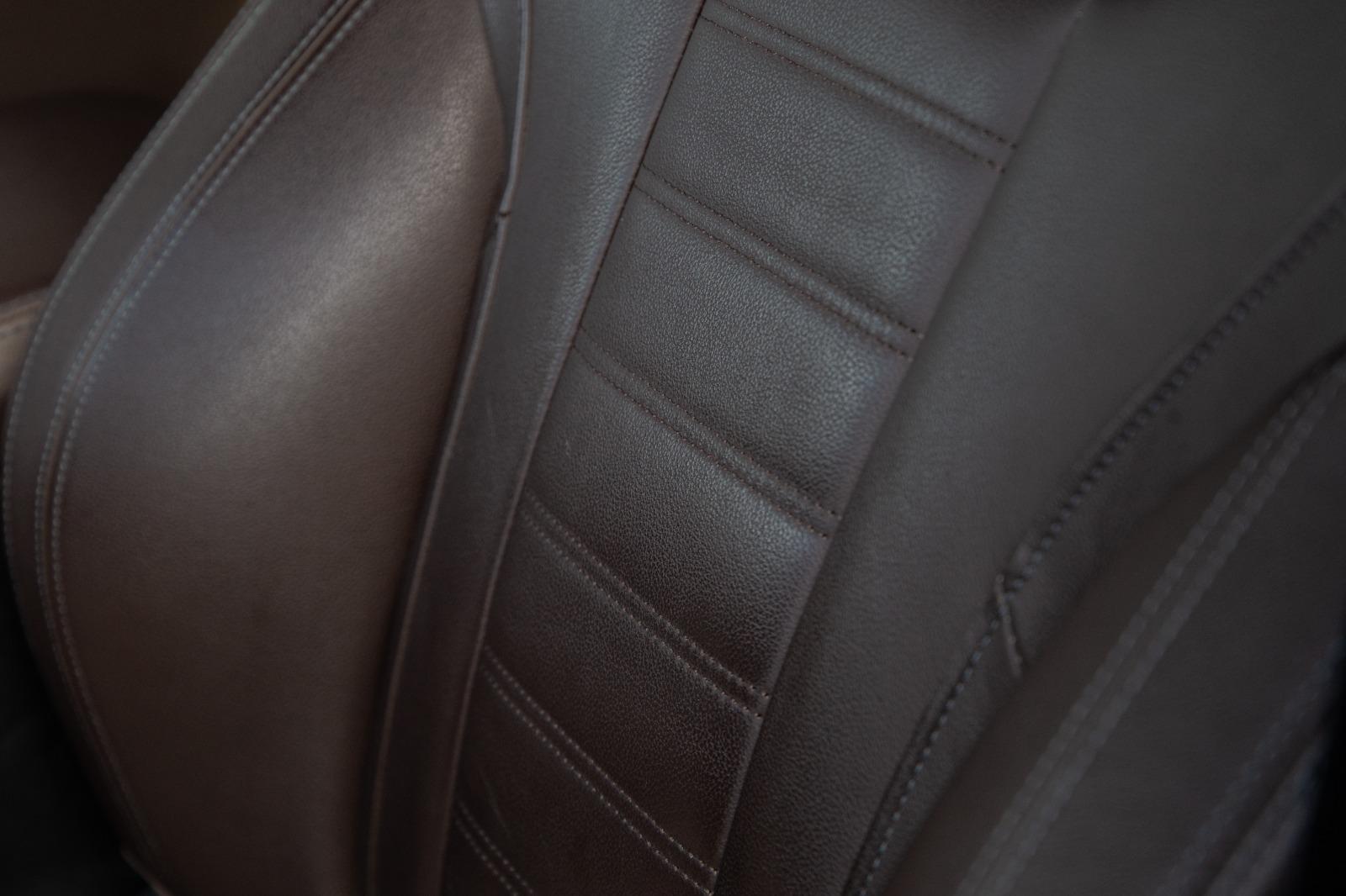 BMW X3 xDrive30e High Executive BRUIN LEER / PANORAMA DAK / AUTOMAAT / PLUG IN / CARPLAY / STOELVERWARMING