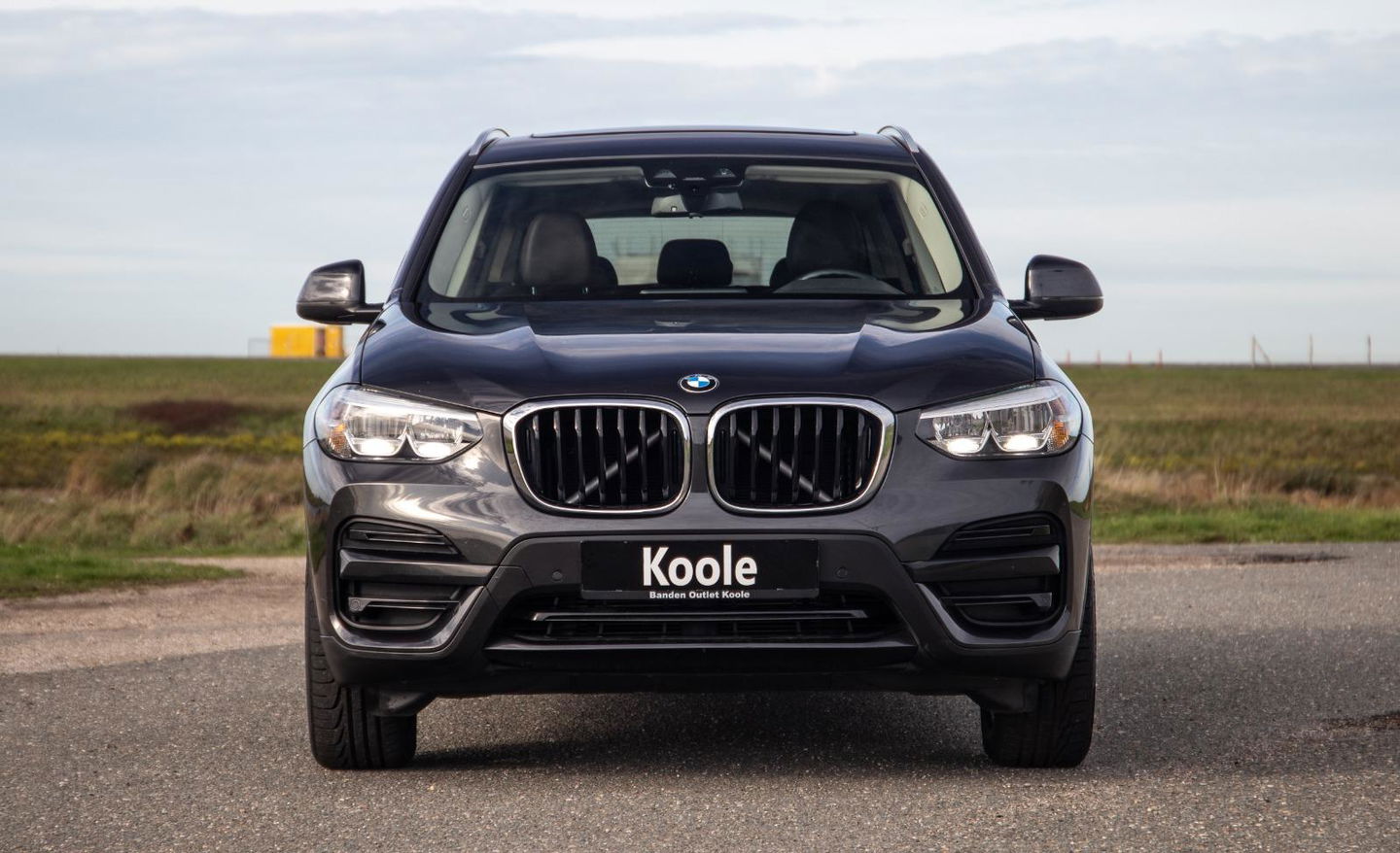 BMW X3 xDrive30e High Executive BRUIN LEER / PANORAMA DAK / AUTOMAAT / PLUG IN / CARPLAY / STOELVERWARMING