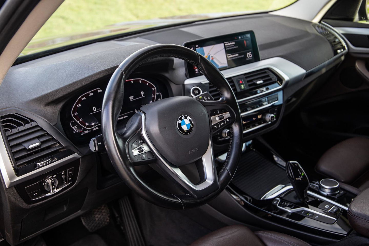 BMW X3 xDrive30e High Executive BRUIN LEER / PANORAMA DAK / AUTOMAAT / PLUG IN / CARPLAY / STOELVERWARMING