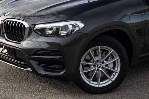 BMW X3 xDrive30e High Executive BRUIN LEER / PANORAMA DAK / AUTOMAAT / PLUG IN / CARPLAY / STOELVERWARMING