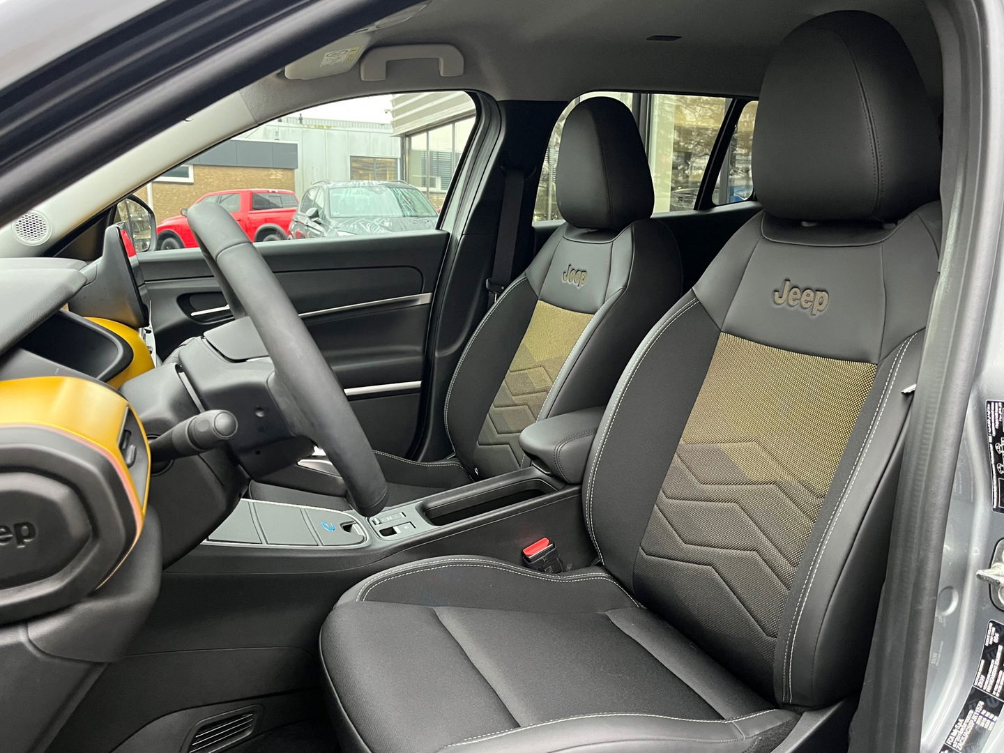 Jeep Avenger 54 kWh|ACC|Camera|Carplay|Keyless|Navi|Stoelverwarming|156PK