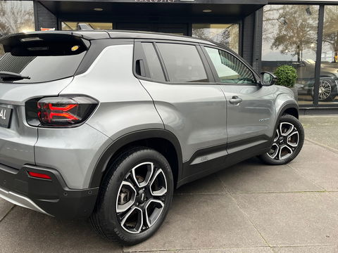 Jeep Avenger 54 kWh|ACC|Camera|Carplay|Keyless|Navi|Stoelverwarming|156PK