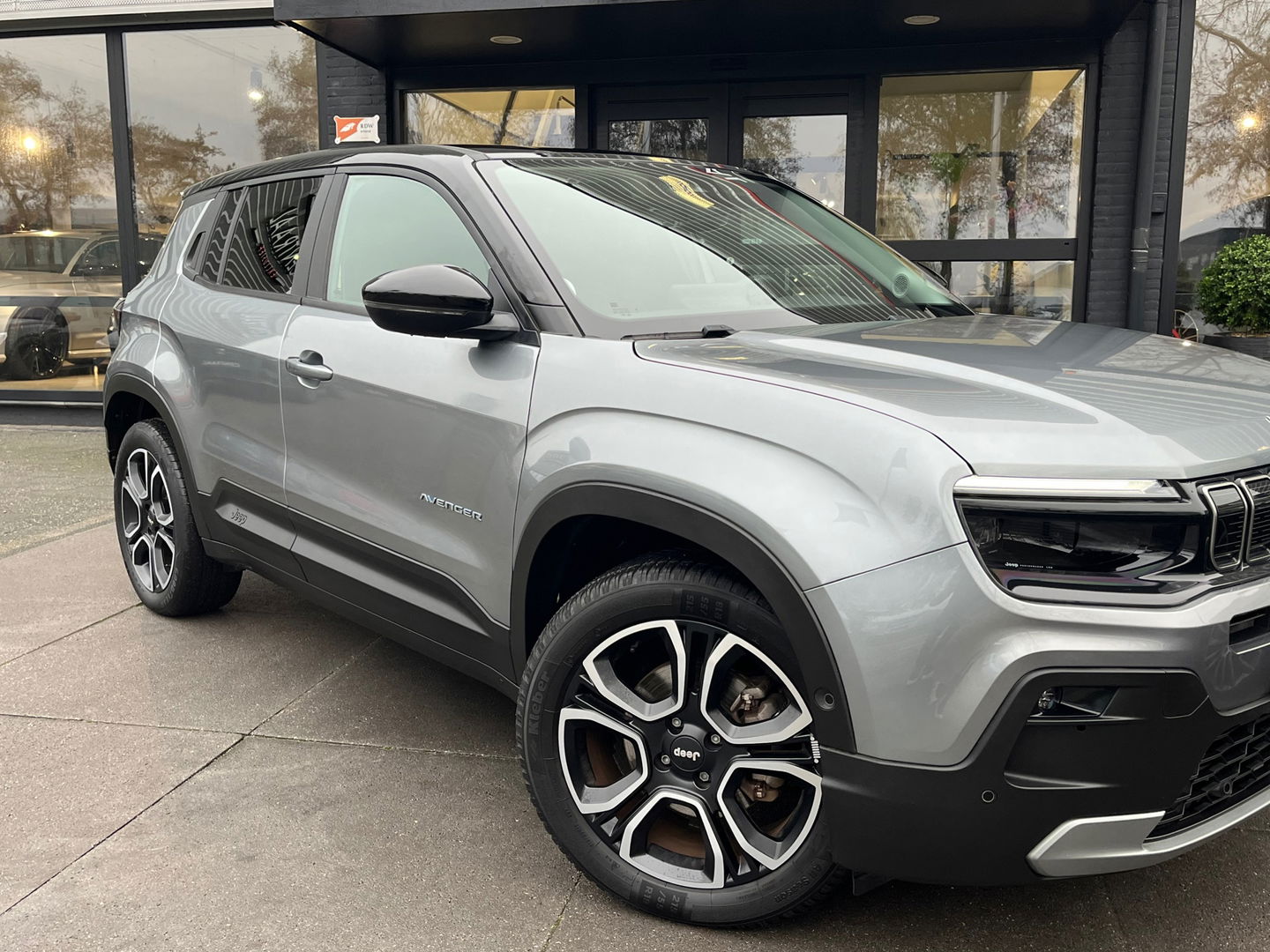 Jeep Avenger 54 kWh|ACC|Camera|Carplay|Keyless|Navi|Stoelverwarming|156PK