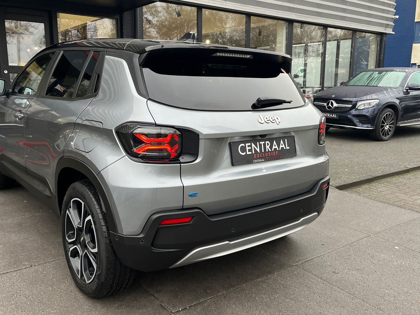 Jeep Avenger 54 kWh|ACC|Camera|Carplay|Keyless|Navi|Stoelverwarming|156PK