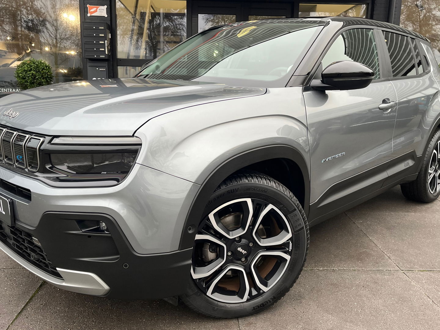 Jeep Avenger 54 kWh|ACC|Camera|Carplay|Keyless|Navi|Stoelverwarming|156PK