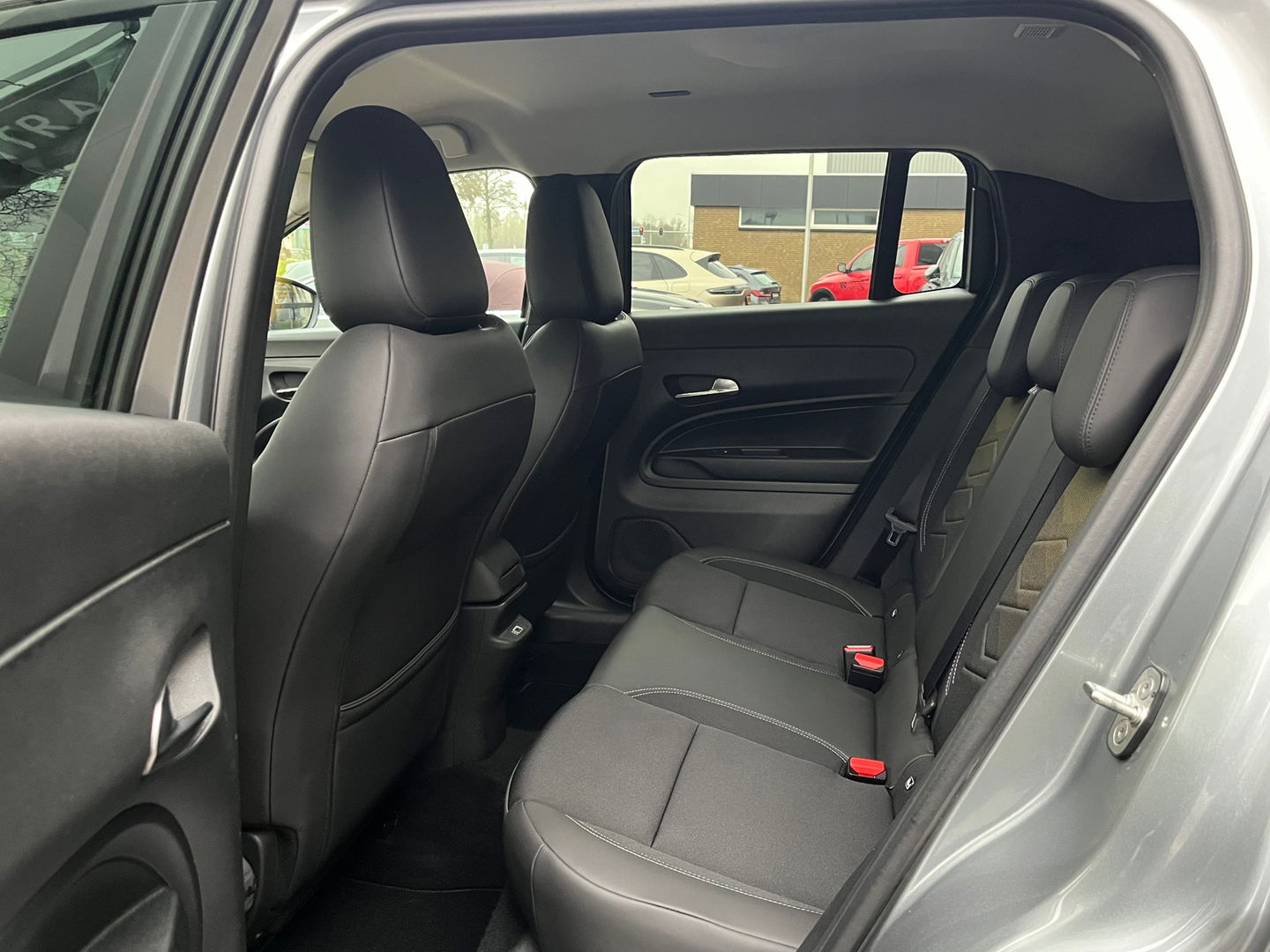 Jeep Avenger 54 kWh|ACC|Camera|Carplay|Keyless|Navi|Stoelverwarming|156PK