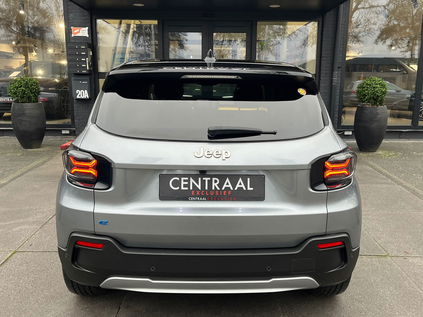 Jeep Avenger 54 kWh|ACC|Camera|Carplay|Keyless|Navi|Stoelverwarming|156PK