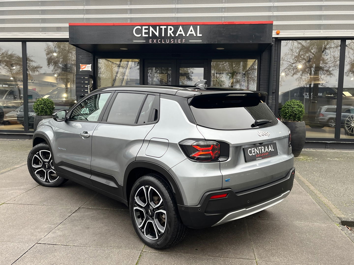 Jeep Avenger 54 kWh|ACC|Camera|Carplay|Keyless|Navi|Stoelverwarming|156PK