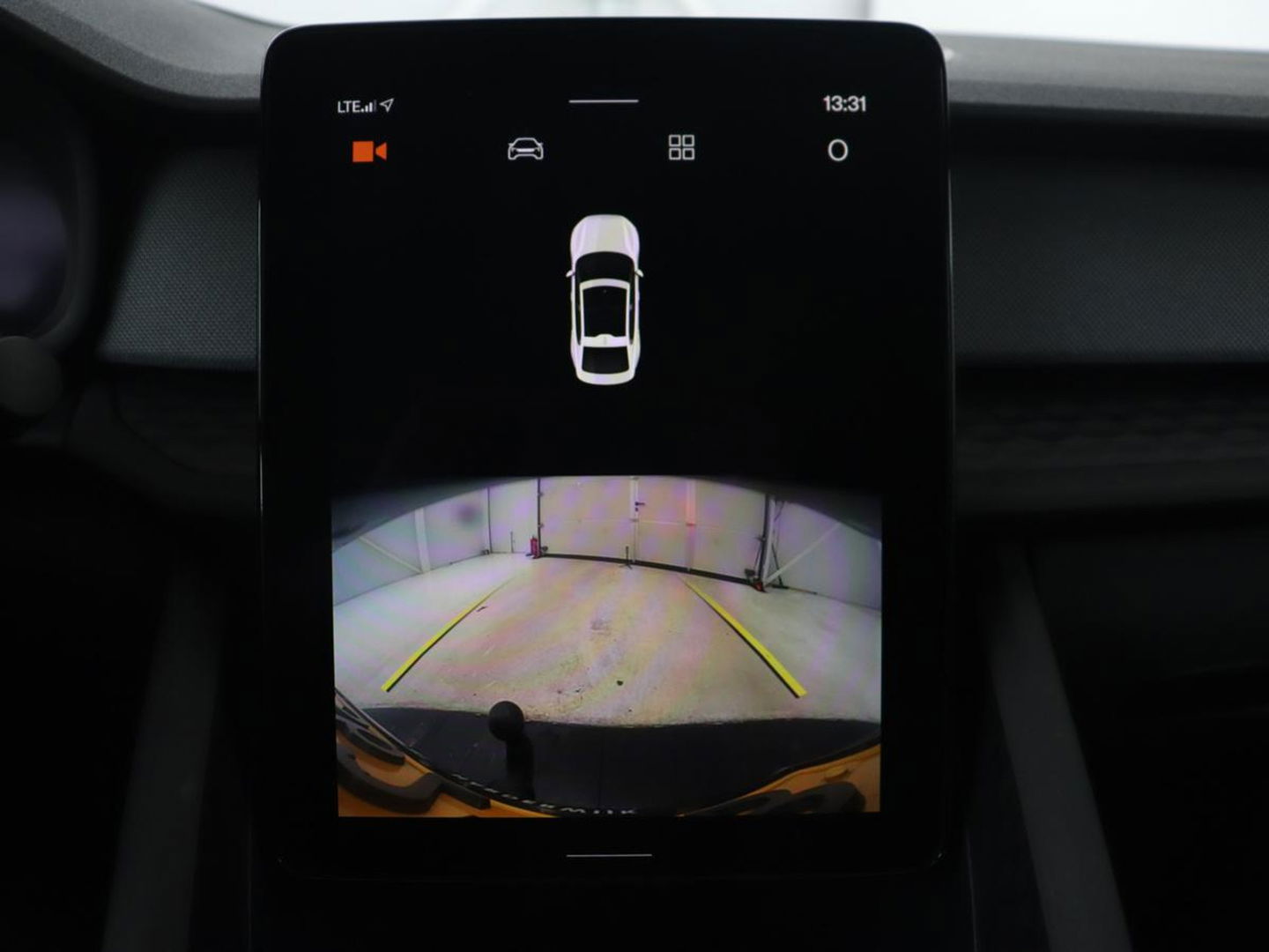 Polestar 2 Long Range Single Motor 78 kWh | Trekhaak | Stoelverwarming | Keyless | Full LED | Carplay | Navigatie | 19'' | Elektrische stoelen | Climate control | Parkeerhulp