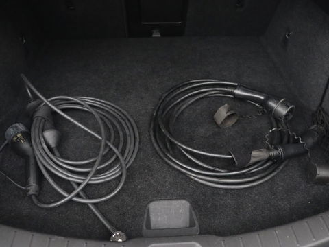 Polestar 2 Long Range Single Motor 78 kWh | Trekhaak | Stoelverwarming | Keyless | Full LED | Carplay | Navigatie | 19'' | Elektrische stoelen | Climate control | Parkeerhulp